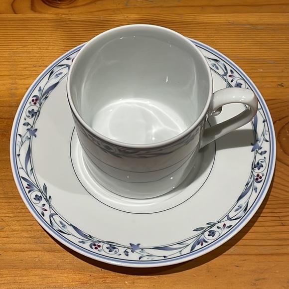 Christopher Stuart Y0217 Overture Fine China Cups and Saucers - Picture 3 of 15